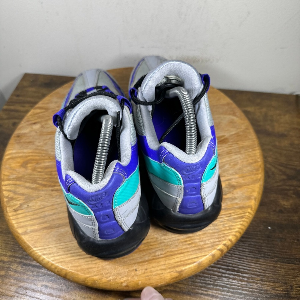 Nike Air Max 95 Mens Size 8 Gray Purple Teal Running Shoes AT2865-001 - Picture 3 of 10